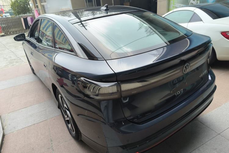 Used Volkswagen ID.7 VIZZION 2024 First Edition Exterior 2