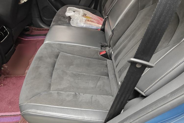 Used Roewe RX5 New Energy 2017 eRX5 50T Hybrid Connected Prestige Flagship Edition Left Rear Seat