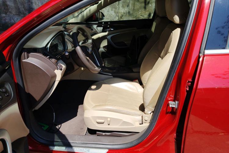 Used Buick Regal 2015 2.0L Elite Fashion Edition Left Front Seat