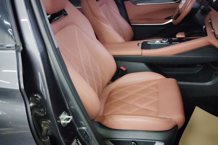 Used CHANGAN CS75 PLUS 2023 3rd Generation 1.5T Automatic Pilot Model
