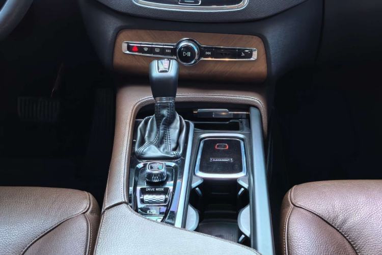 Used Volvo XC90 2019 T6 Zhiyi Edition 7-Seater China VI Standard Interior 5