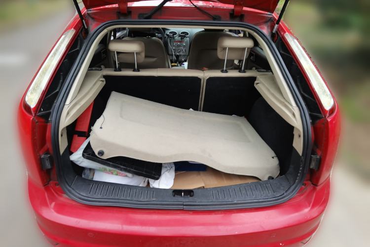 Used Ford Focus 2011 Hatchback 1.8L Automatic Fashion Edition
