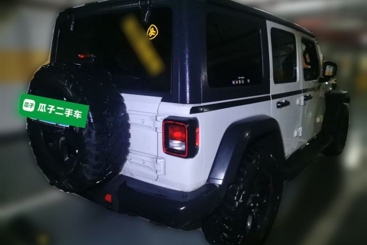 Used Jeep Wrangler 
