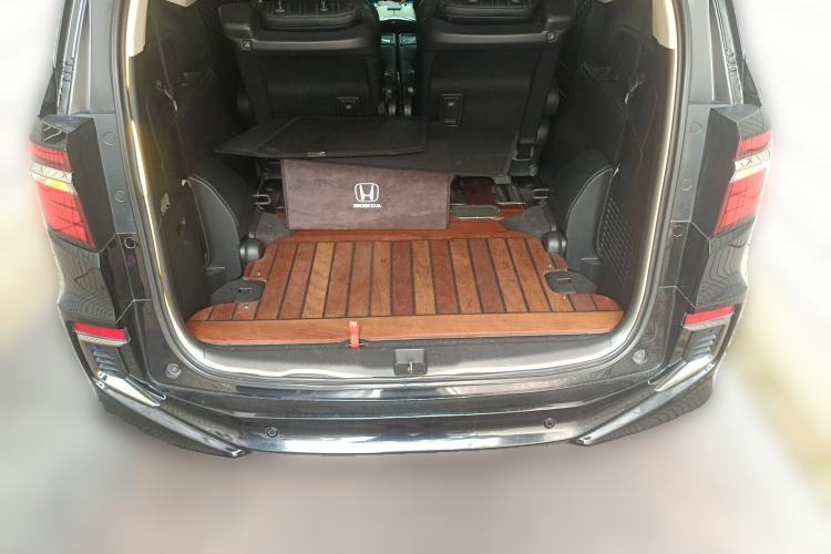 Used Honda Elysion 2019 2.0L Hybrid Luxury Edition