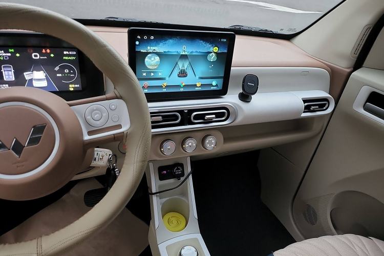 Used Wuling Hongguang MINIEV 2024 3rd Generation 215km Youth Edition