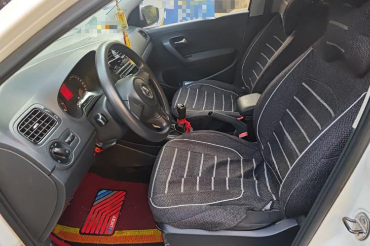 Used Volkswagen Polo 2013 1.4L Manual Fashion Edition