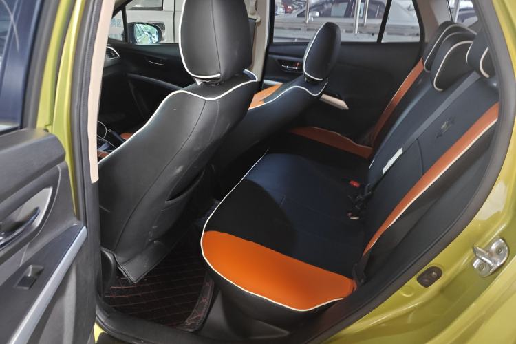 Used Suzuki S-Cross 2014 1.6L CVT Two-Wheel Drive Entry Model
