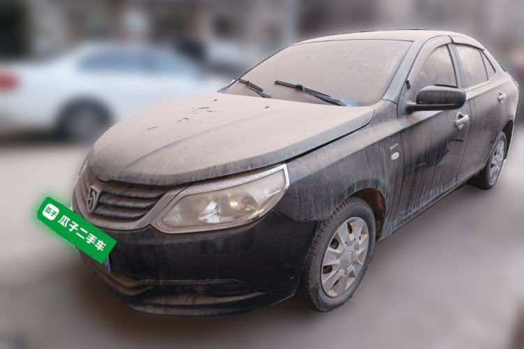 Used Baojun 630 2013 1.5L manual standard version