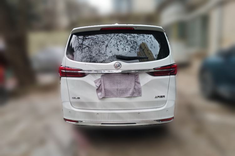 Used Buick GL8 2023 Land Executive Class Comfort Model