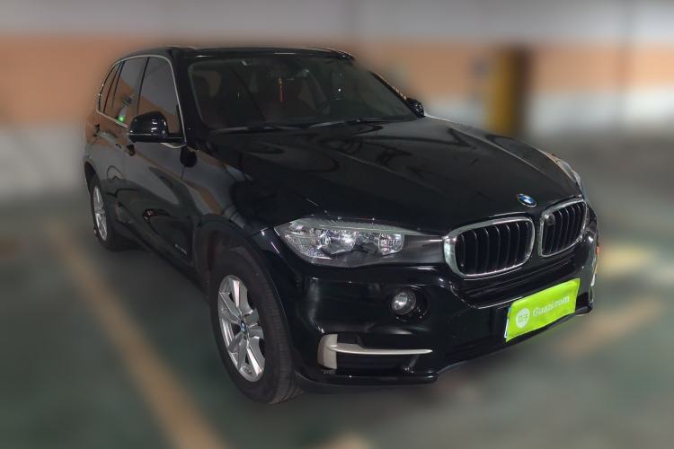 Used BMW X5 2014 xDrive35i Elegant Edition Front Right 45 Deg