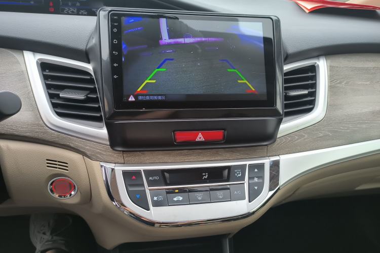 Used Honda Jade 2017 1.8L automatic Comfort version 5 seats