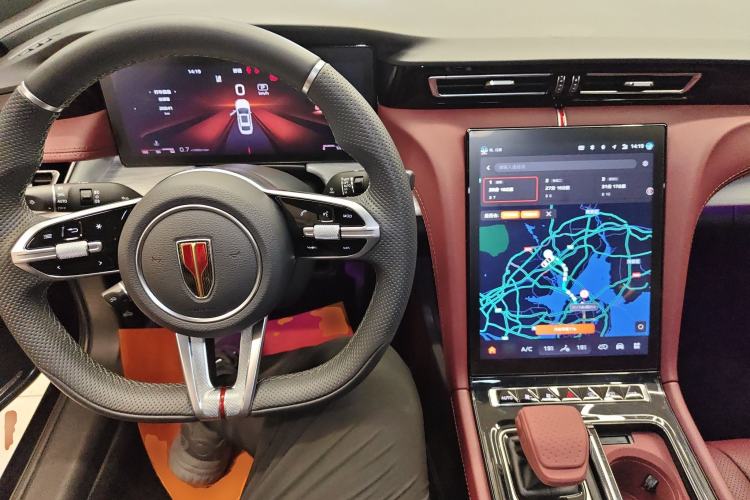 Used Hongqi H5 2025 2.0T Automatic Xuan Ying Edition
