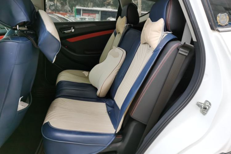Used Dongfeng Fengon 580 2021 ☆ Star Edition 1.5T Automatic Luxury Version Left Rear Seat