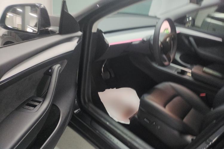 Used Tesla Model Y 2024 Rear-Wheel-Drive Version
