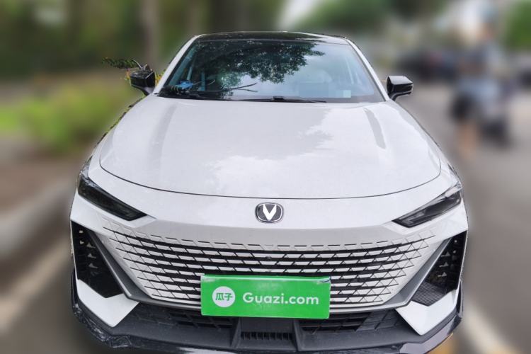 Used CHANGAN UNI-V 2022 1.5T Prestige Version
