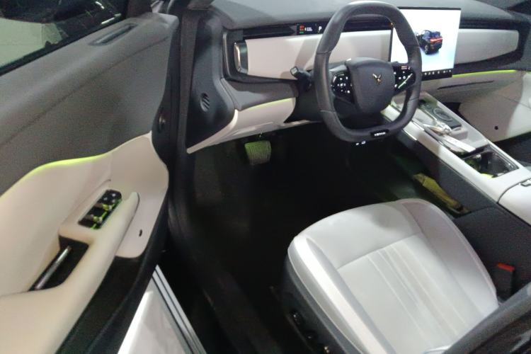 Used VOYAH COURAGE 2024 Long-Range Supercharge Edition