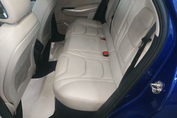 Used Hongqi E-HS3 2019 Zhilian Qiyue Two-Wheel Drive Version
