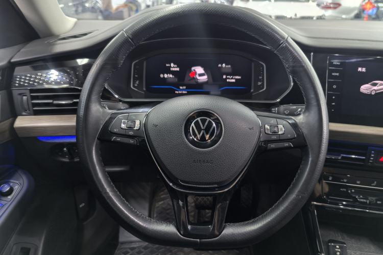 Used Volkswagen Passat 2020 Restyled 380TSI Luxury Edition China VI Standard
