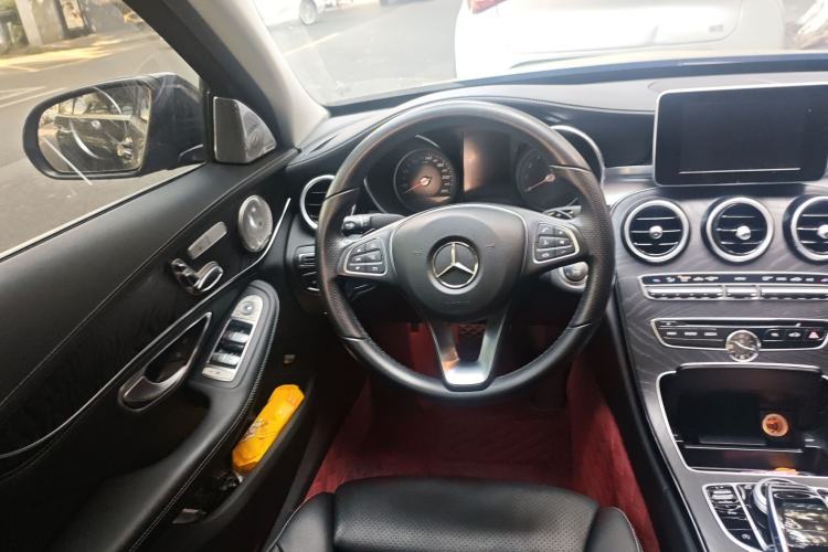 Used Mercedes-Benz C-Class 2018 C 200 L Sport Edition Steering Wheel