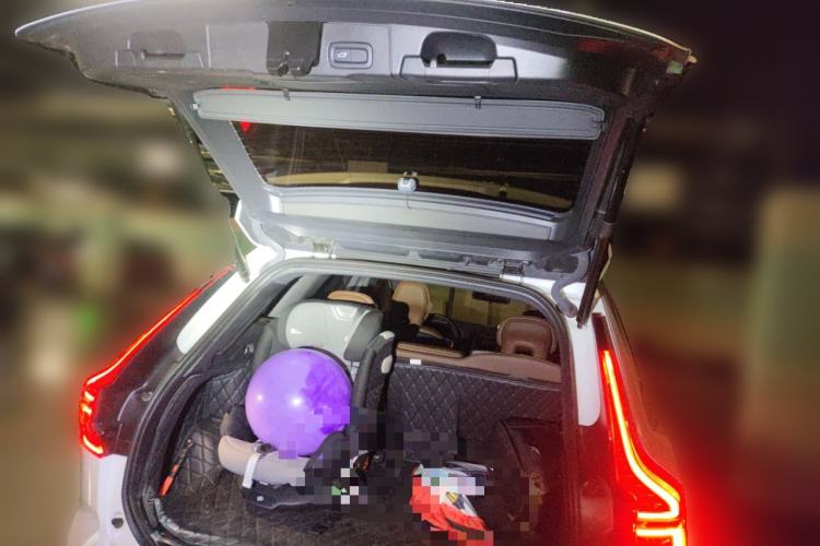 Used Volvo XC60 2022 B5 4x4 Zhiyi Luxury Edition