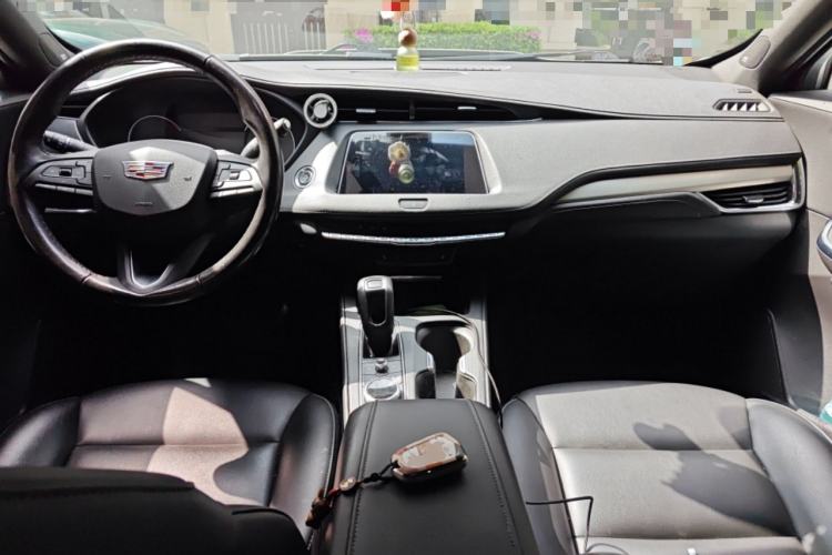 Used Cadillac XT4 2018 28T Two-Wheel Drive Leading Version