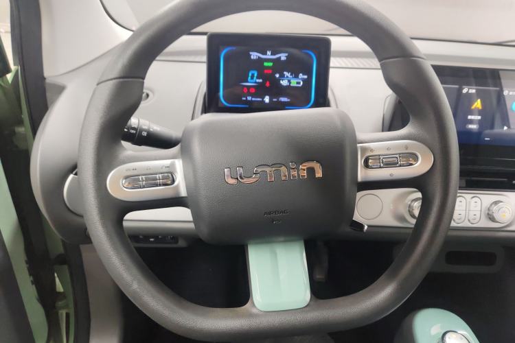 Used CHANGAN NEVO Lumin 2022 155 km – Refreshingly Sweet Edition Steering Wheel