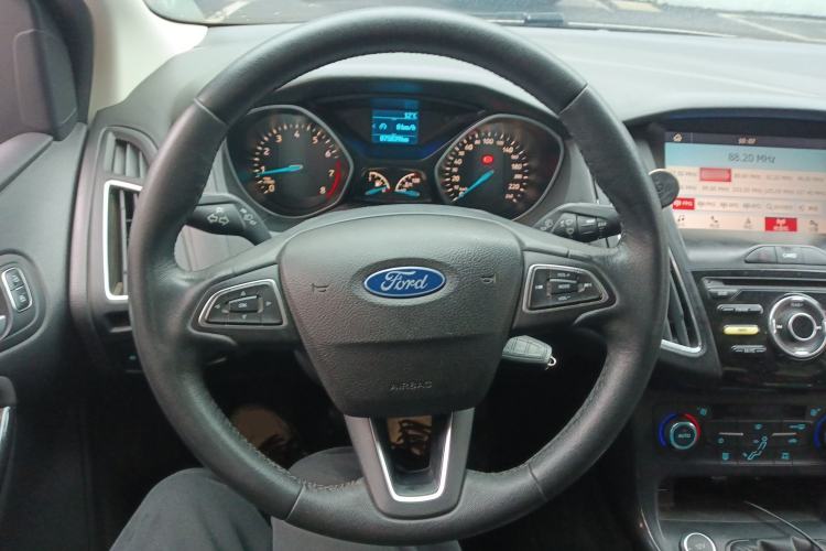 Used Ford Focus 2017 Sedan 1.6L Manual Fashion Edition Smart Drive Version