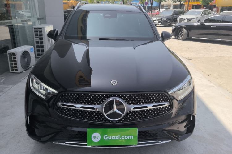 Used Mercedes-Benz GLC 2024 GLC 260 L 4MATIC Luxury Model 5 Seats
