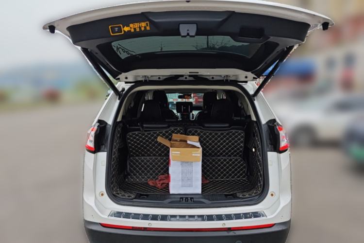 Used Ford Edge 2018 EcoBoost 245 Two-Wheel-Drive Titanium 7-Seater China V Standard
