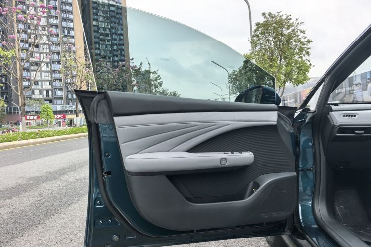 Used Nissan N7 2025 510 Pro Exterior 8