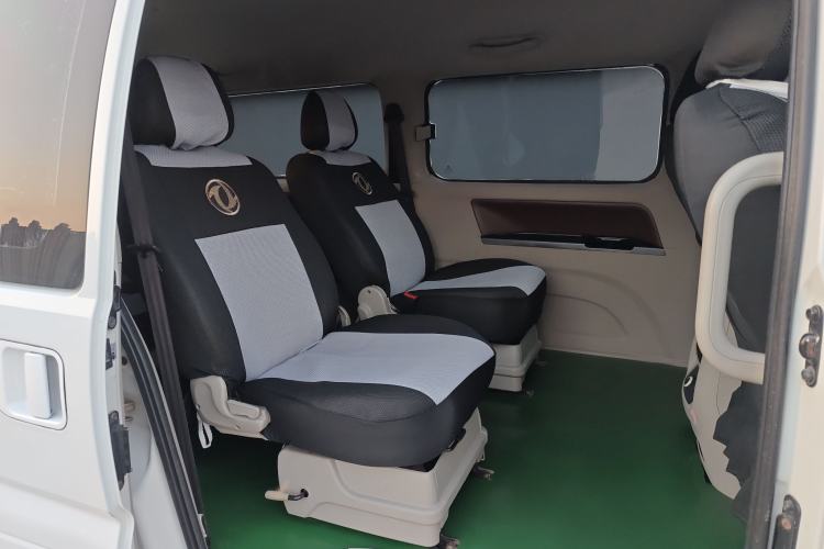 Used FORTHING Lingzhi 2017 M5L 1.6L 7-Seater Standard Model