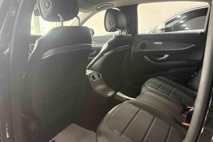 Used Mercedes-Benz E-Class 2021 Restyled E 300 L Sporty and Stylish Edition Interior 3