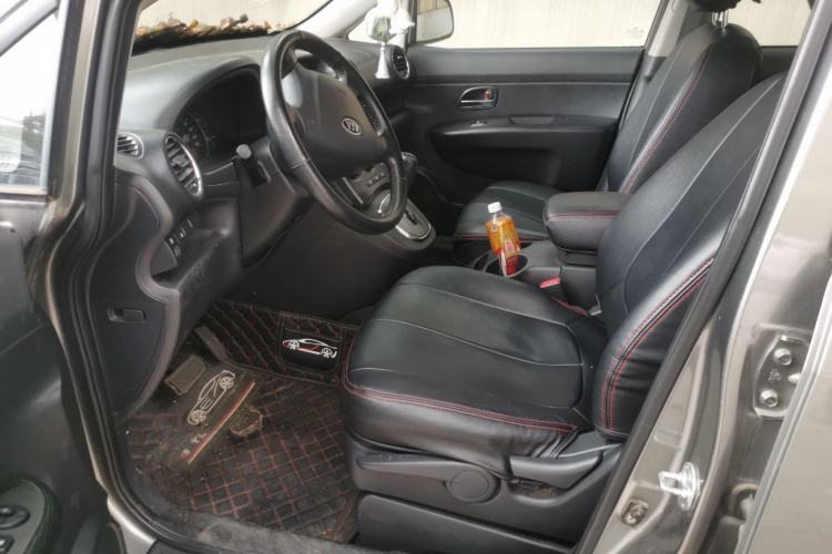 Used Kia Carens 2011 2.0L 5-Seater Automatic Standard Edition