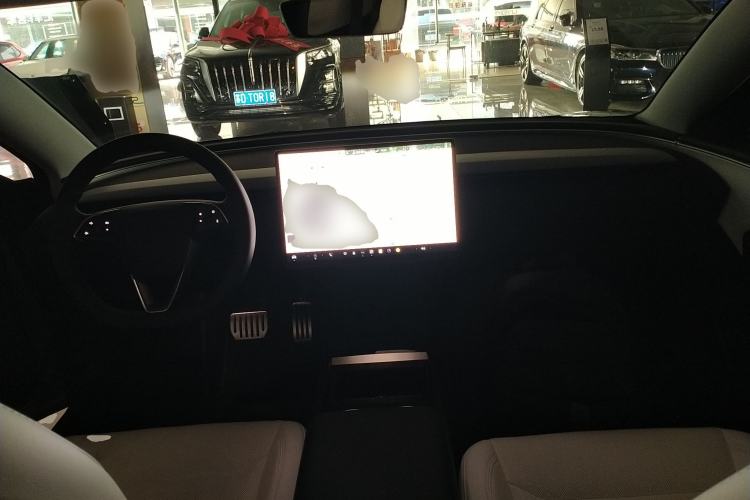 Used Tesla Model 3 2023 Long-Range All-Wheel-Drive Version