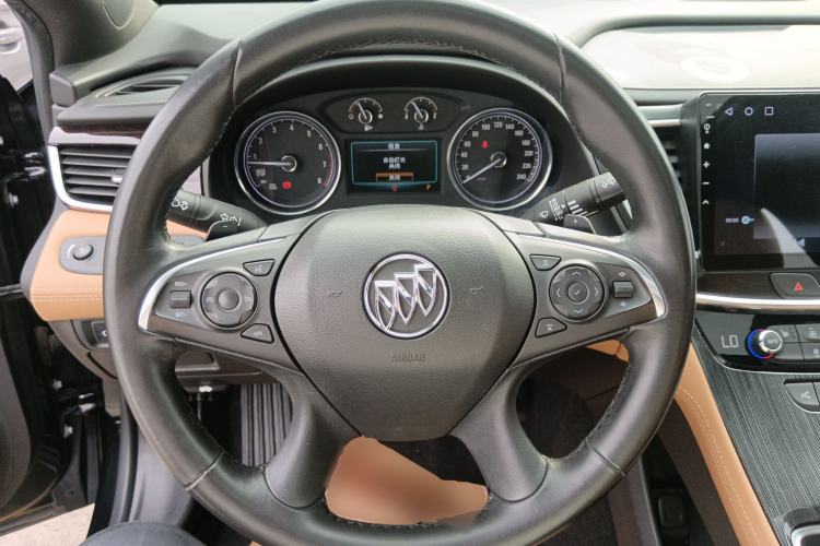 Used Buick LaCrosse 2018 28T Elite Edition Steering Wheel