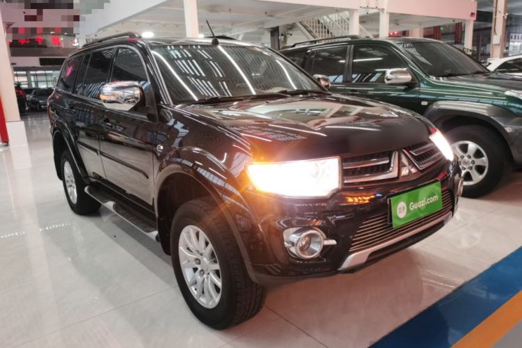 Used Mitsubishi Pajero Sport 2013 3.0L Automatic Two-Wheel Drive Luxury Edition
