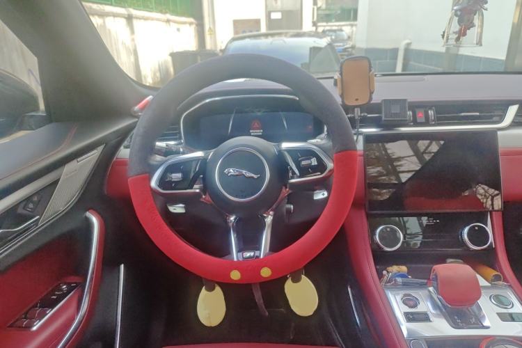 Used Jaguar F-PACE 2021 340 PS R-Dynamic SE
