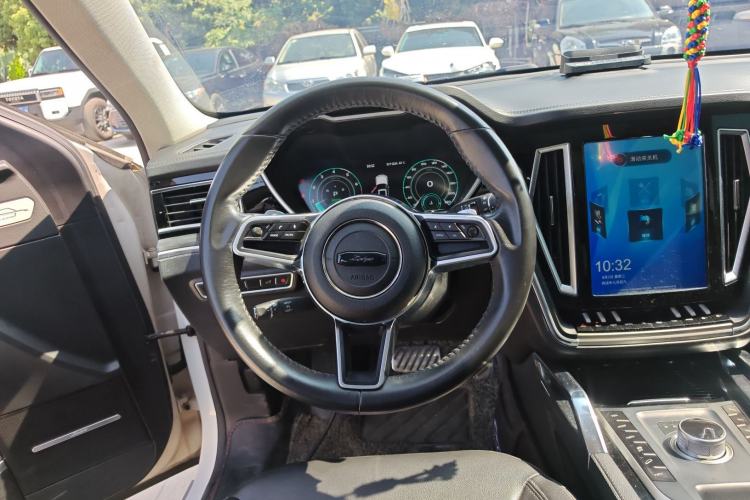 Used Zotye T700 2017 1.8T Dual-Clutch Prestige Model