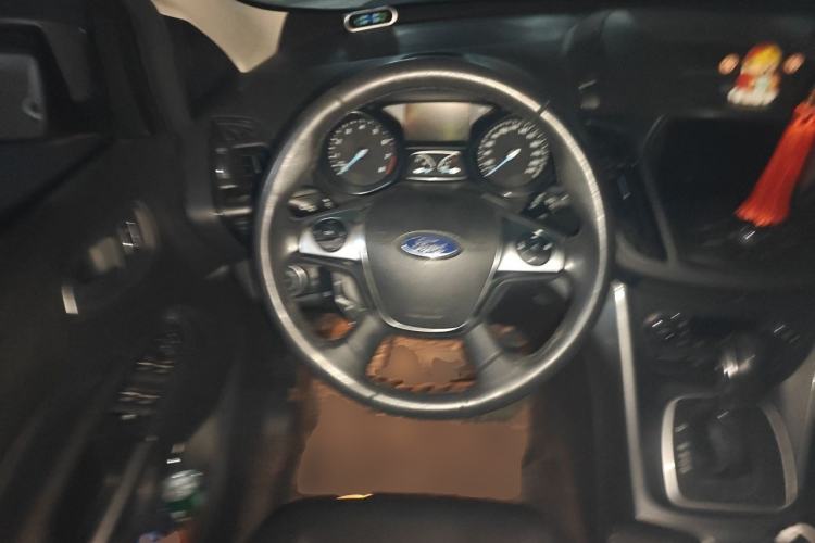 Used Ford Kuga 2015 1.5L GTDi Four-Wheel-Drive Elite Model
