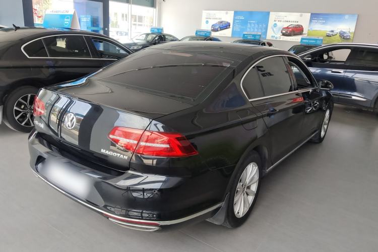 Used Volkswagen Magotan 2019 330TSI DSG Leading Edition China V Standard Rear Right 45 Deg