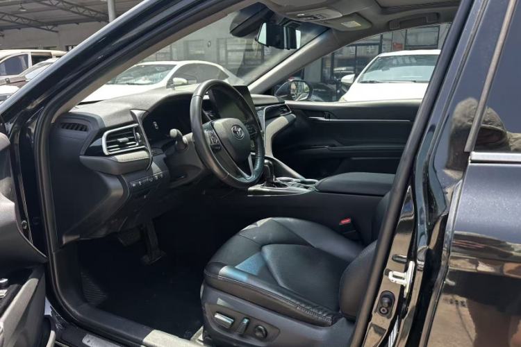 Used Toyota Camry 2021 2.5G Luxury Edition