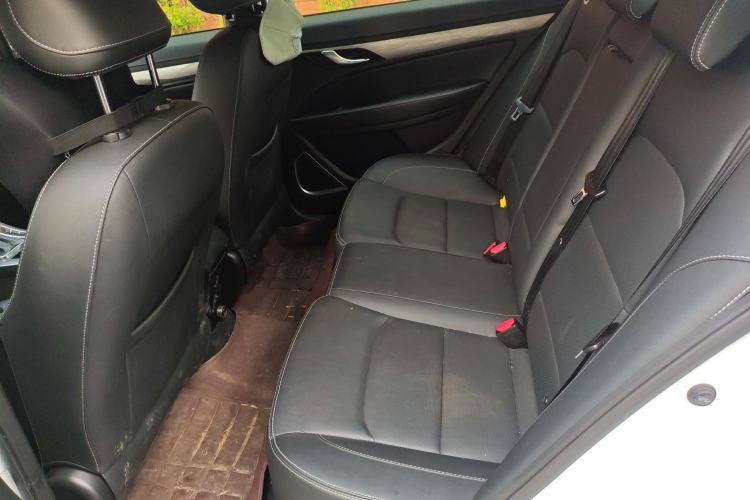 Used Geely Auto Emgrand 2019 Leading Edition 1.5L CVT Luxury Model China VI Standard
