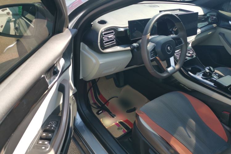 Used BYD Qin PLUS 2024 HONOR Edition DM-i 55KM Leading Model