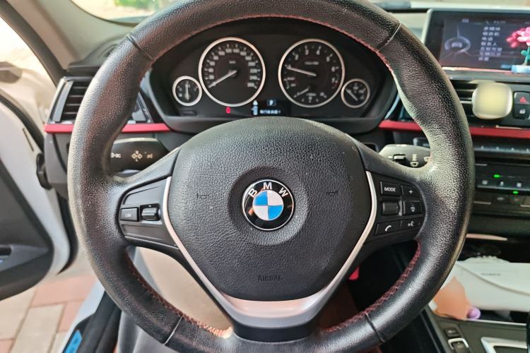 Used BMW 3 Series 2015 316i Sport Design Package
