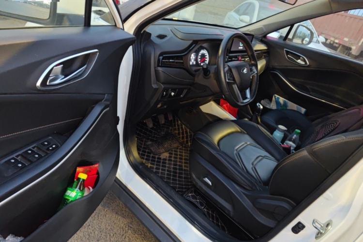 Used JAC Group Refine S4 2019 1.5T Manual Dream Edition Driver Seat