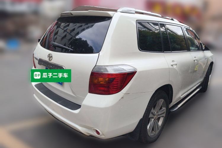 Used Toyota Highlander 2009 2.7L Two-Wheel Drive 7-Seater Luxury Edition
