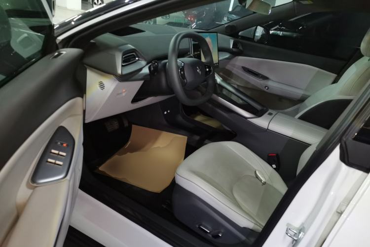 Used ARCFOX Alpha S5 2025 560MAX 185kW