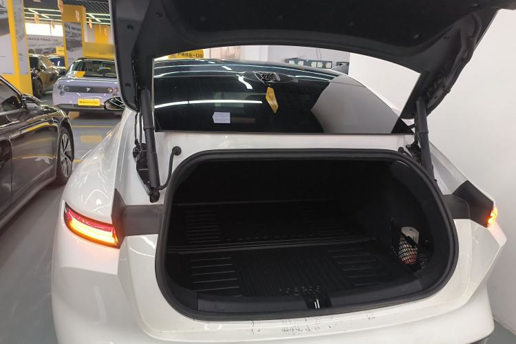 Used Nio ET5 2024 75 kWh
