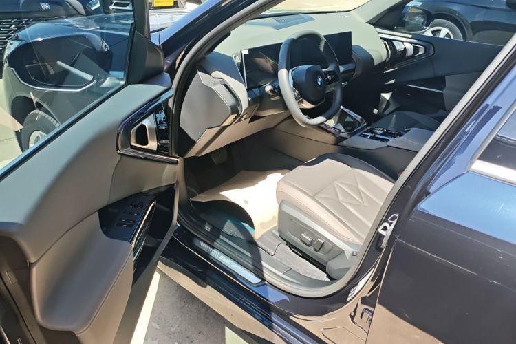 Used BMW X3 2025 Model, Facelifted xDrive25L Luxury Package