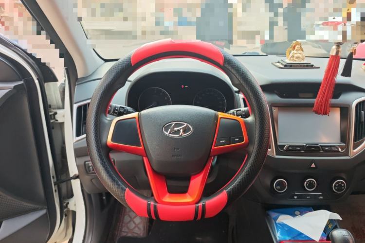 Used Hyundai ix25 2015 1.6L Manual Two-Wheel Drive Fashionable GS Model Steering Wheel